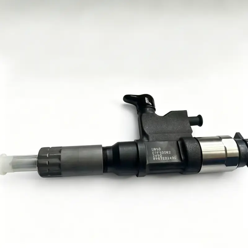 Fuel Injector 8983222490 for Isuzu Engine 4HK1 Hitachi Excavator ZX190-5